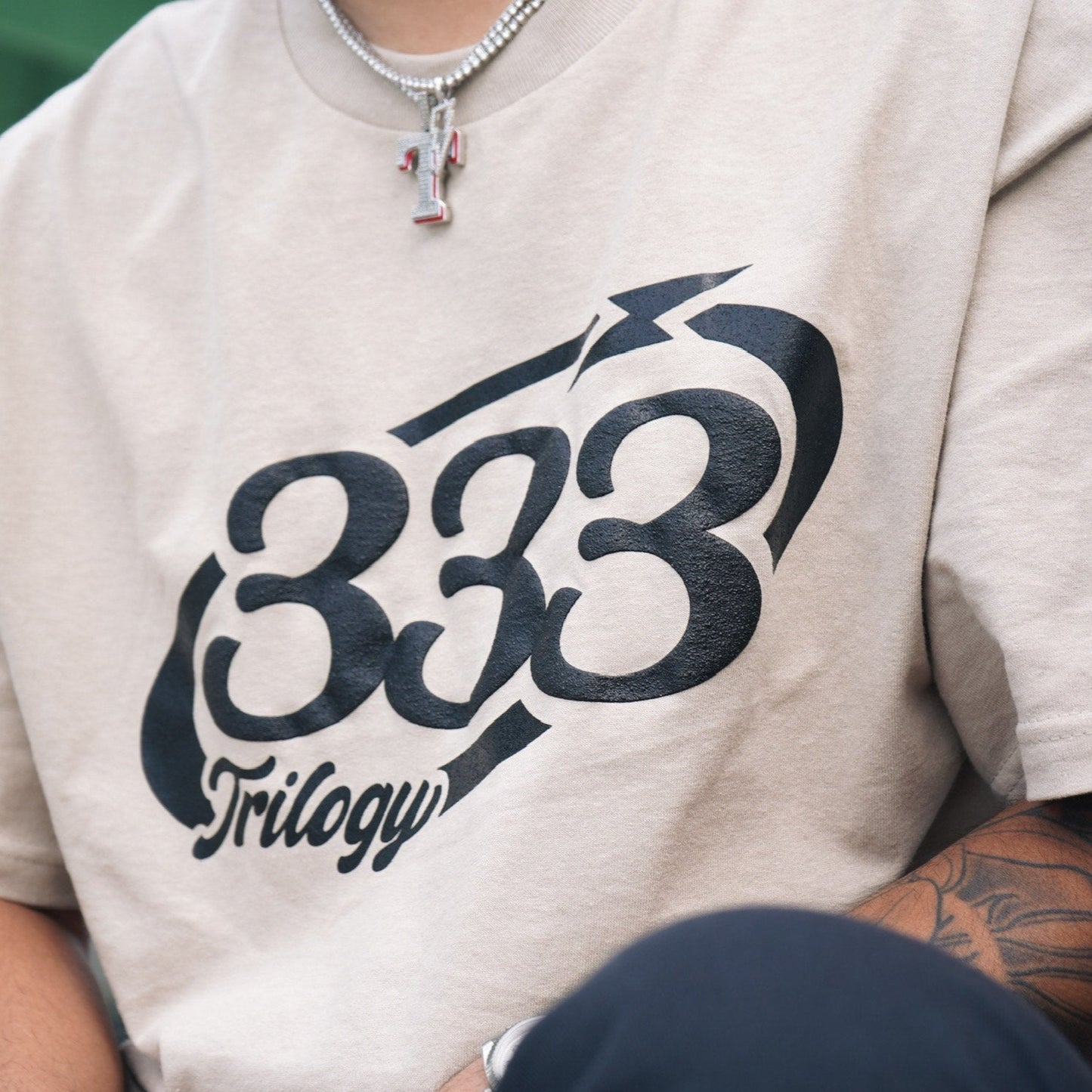 333 T-shirt